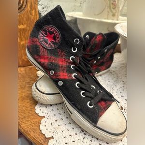 Converse plaid high tops